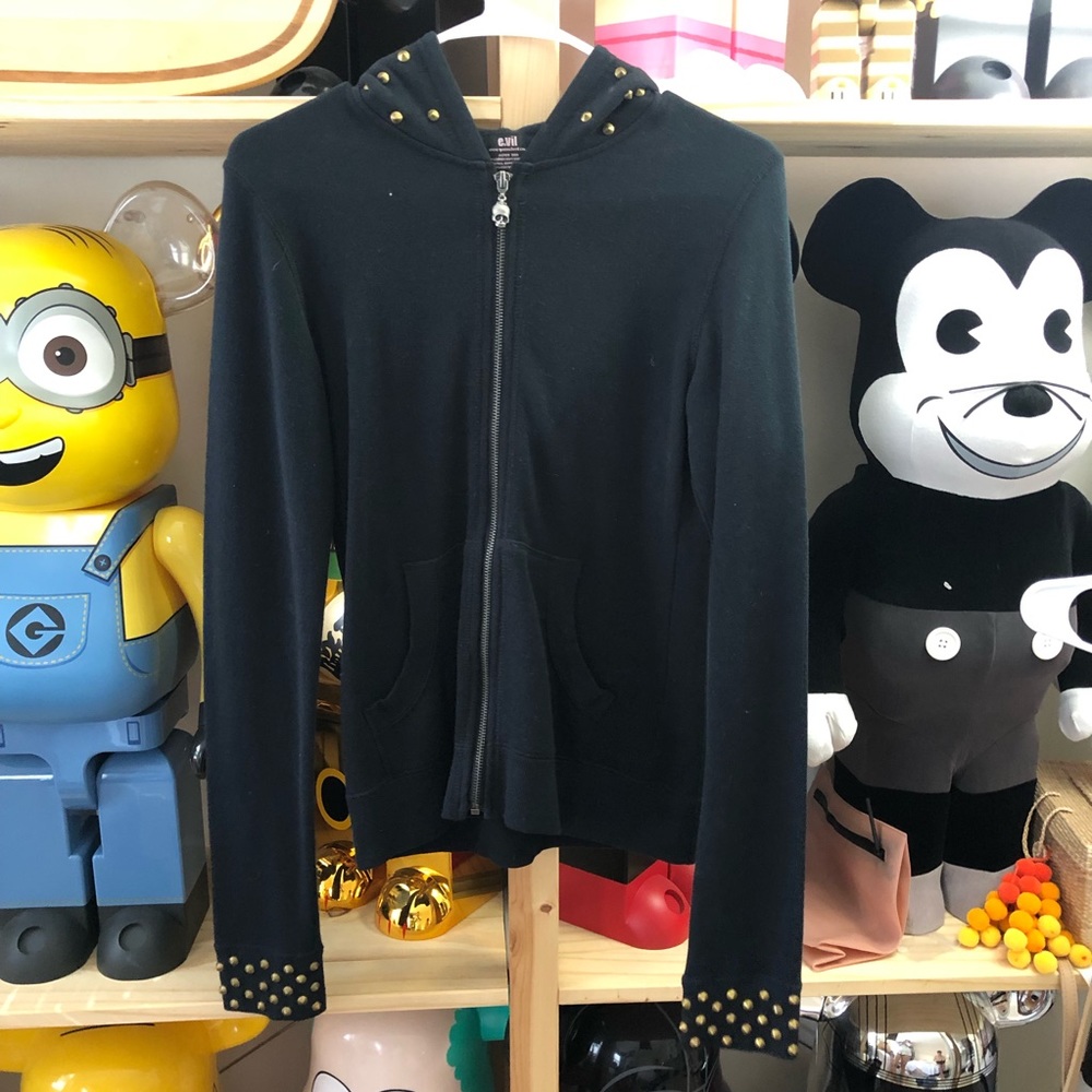 Hoodie with spikes detailing